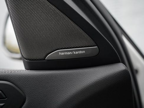 Used 2023 BMW X6 M50i w/ Parking Assistance Package image 38