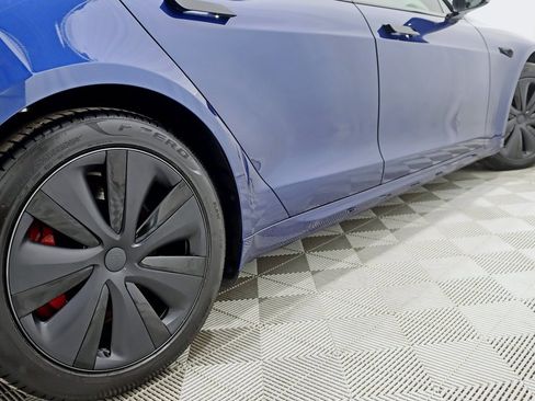 Used 2023 Tesla Model S Plaid image 11
