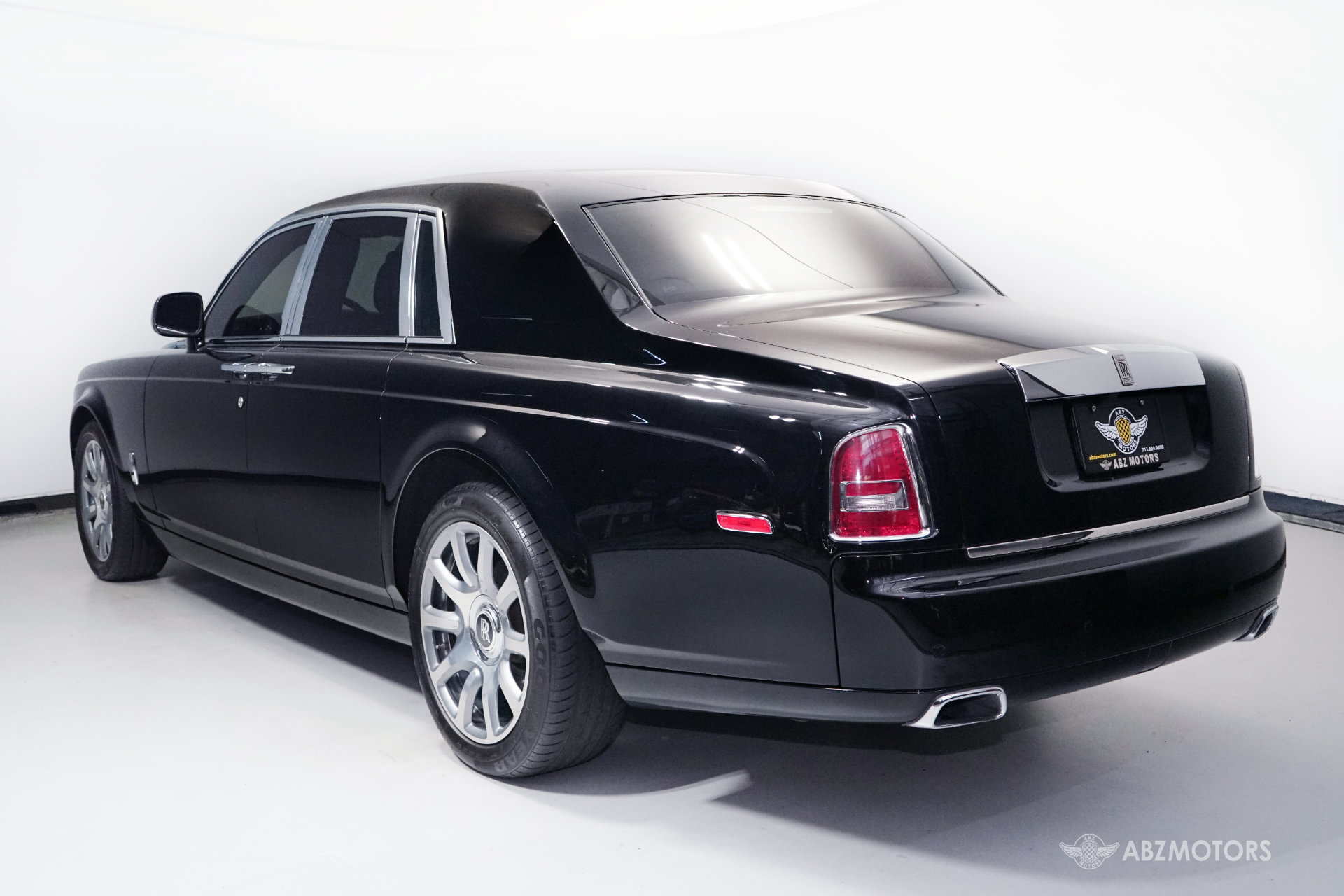 Used 2013 Rolls-Royce Phantom Sedan RWD image 6