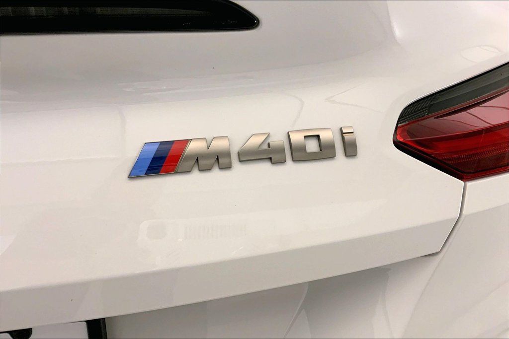Certified 2023 BMW Z4 M40i w/ Premium Package RWD image 27