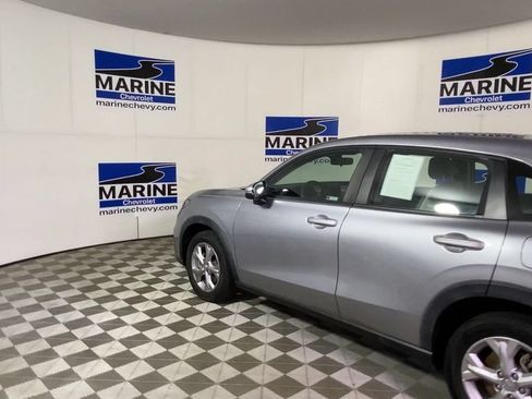 Used 2023 Honda HR-V LX image 8