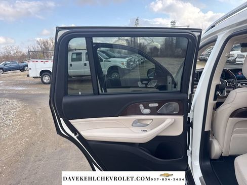 Used 2021 Mercedes-Benz GLS 580 4MATIC image 26