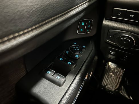 Used 2021 Ford Expedition Max Limited AWD/4WD image 24