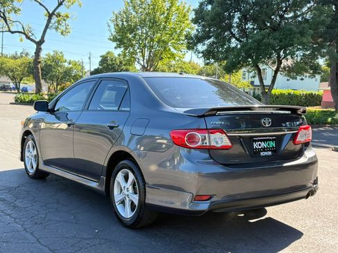 Used 2011 Toyota Corolla S FWD image 3