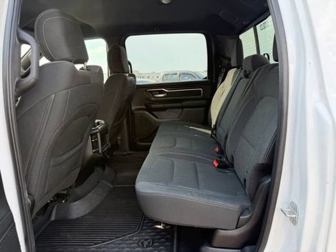 Used 2019 RAM 1500 Big Horn AWD/4WD image 12