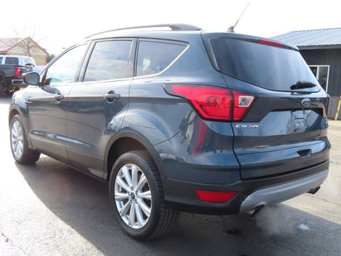 Used 2019 Ford Escape SEL image 4