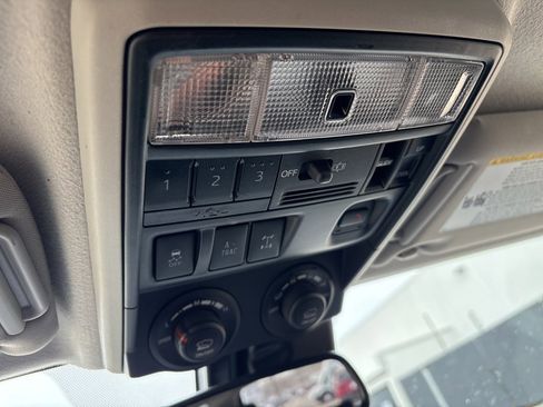 Used 2021 Toyota 4Runner Venture image 24