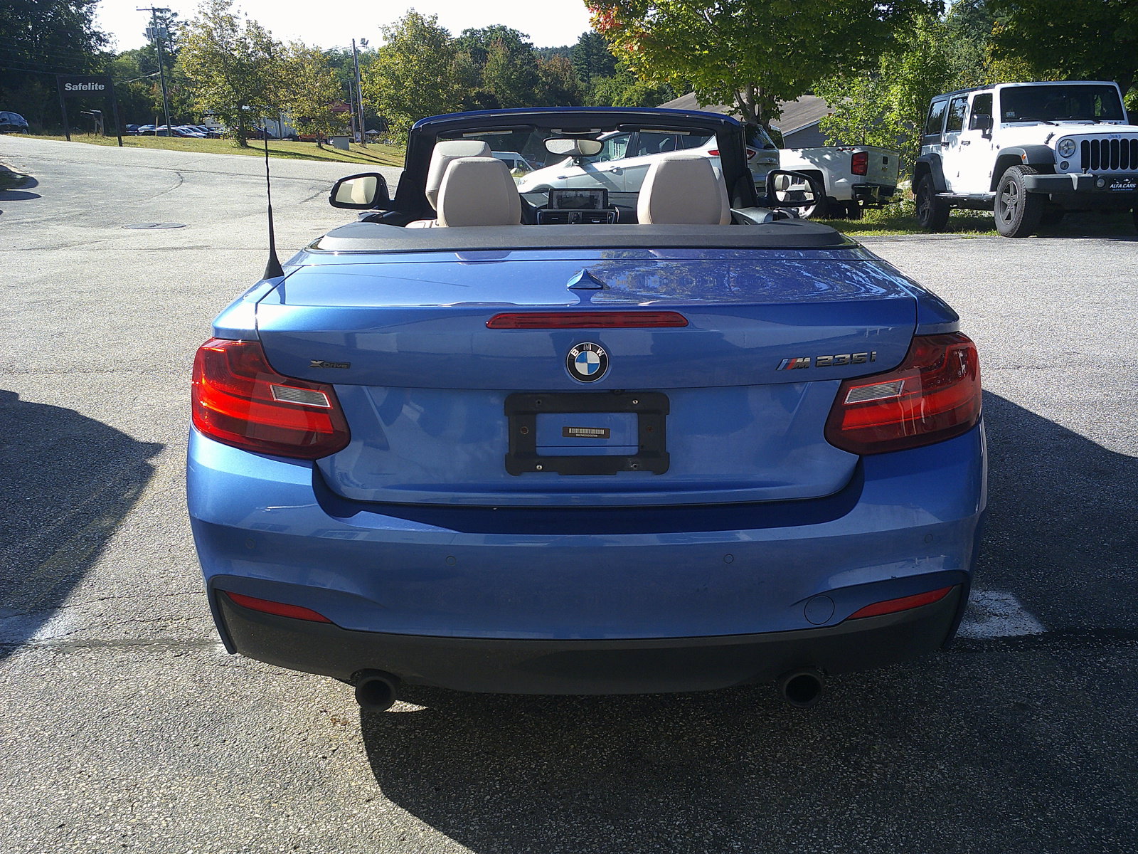 Used 2016 BMW M235i xDrive Convertible AWD/4WD image 5