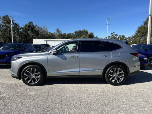 Used 2023 Acura MDX FWD w/ Technology Package image 3