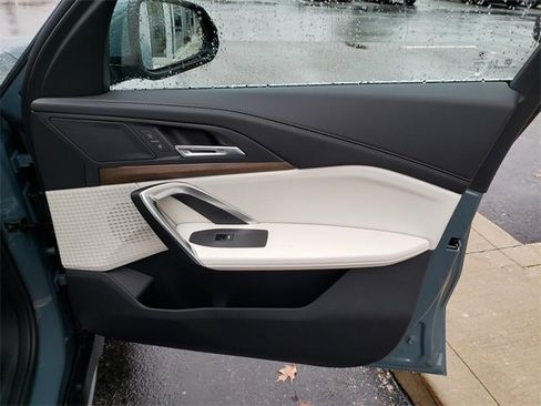 New 2026 BMW X1 xDrive28i w/ Convenience Package image 18