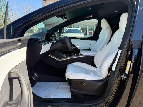 Used 2022 Tesla Model X Plaid image 26