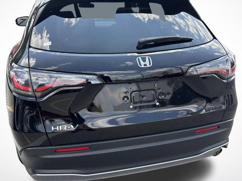 Used 2025 Honda HR-V Sport image 19