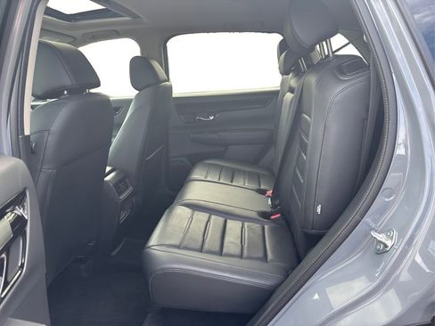 Used 2024 Honda CR-V EX-L image 10