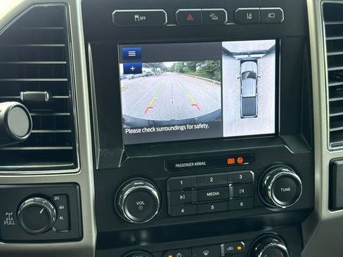 Used 2021 Ford F250 Lariat w/ Tremor Off-Road Package AWD/4WD image 21