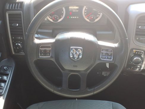 Used 2014 RAM 1500 Express AWD/4WD image 6