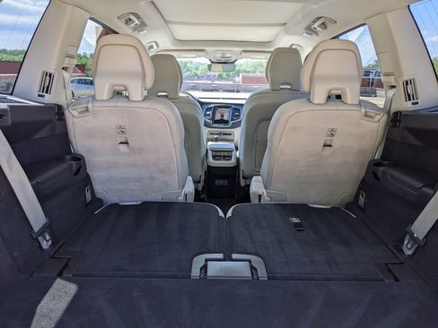Certified 2024 Volvo XC90 B6 Plus w/ Protection Package Premier AWD/4WD image 27