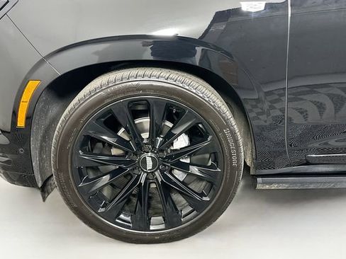 Used 2025 Cadillac Escalade Sport Platinum w/ LPO, ONYX Package AWD/4WD image 35