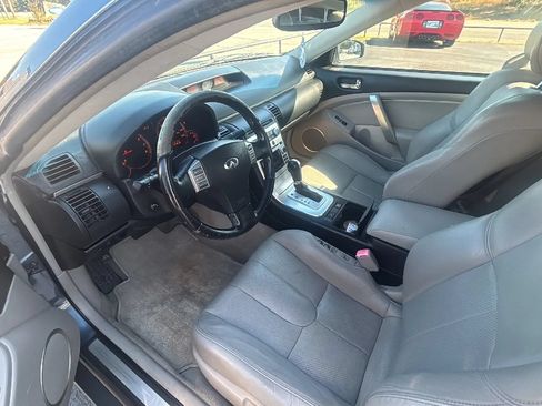 Used 2007 INFINITI G35 Coupe w/ Premium Pkg RWD image 2