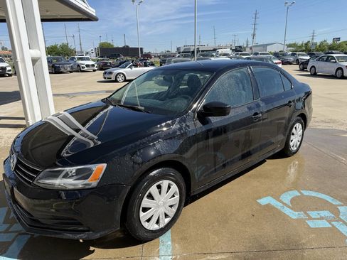 Used 2016 Volkswagen Jetta S FWD image 1