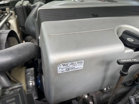 Used 2002 Lexus LX 470 4WD image 64