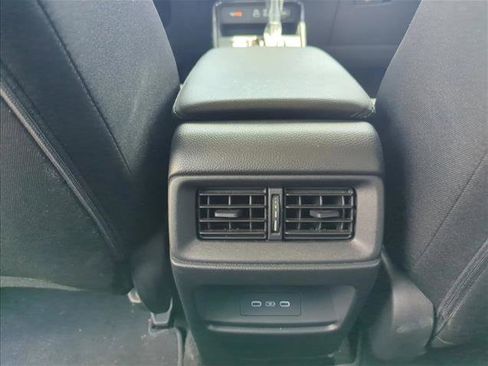 Used 2025 Honda CR-V EX image 17
