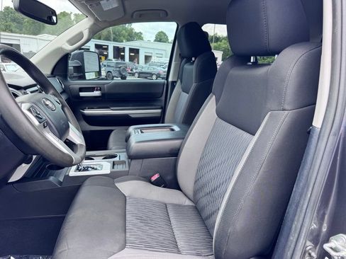Used 2014 Toyota Tundra SR5 w/ SR5 Upgrade Package AWD/4WD image 15