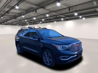 Used 2019 GMC Acadia Denali w/ LPO, Floor Liner Package