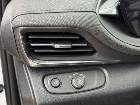 New 2026 Buick Envista Preferred FWD image 19