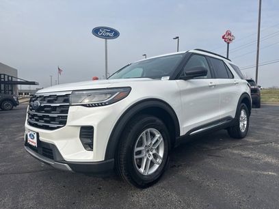 Used 2025 Ford Explorer Active