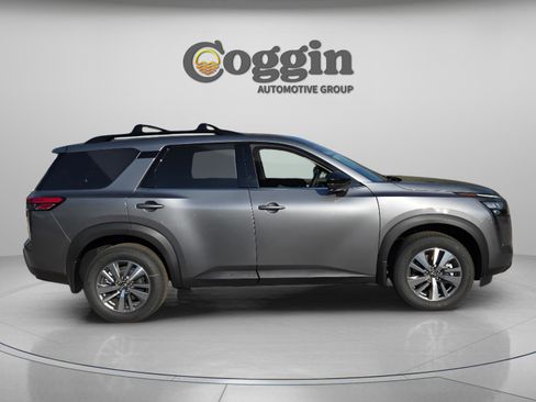 New 2026 Nissan Pathfinder SL FWD image 6