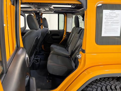 Used 2021 Jeep Wrangler Unlimited Rubicon image 25