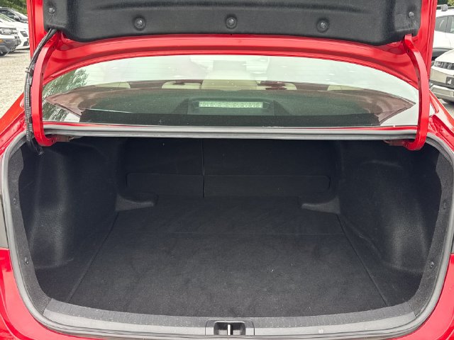 Used 2020 Toyota Corolla LE FWD image 12