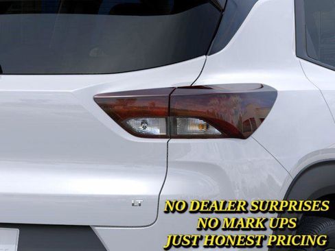 New 2026 Chevrolet TrailBlazer LT w/ Midnight Edition AWD/4WD image 11