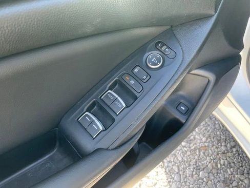 Used 2022 Honda Accord Sport image 11