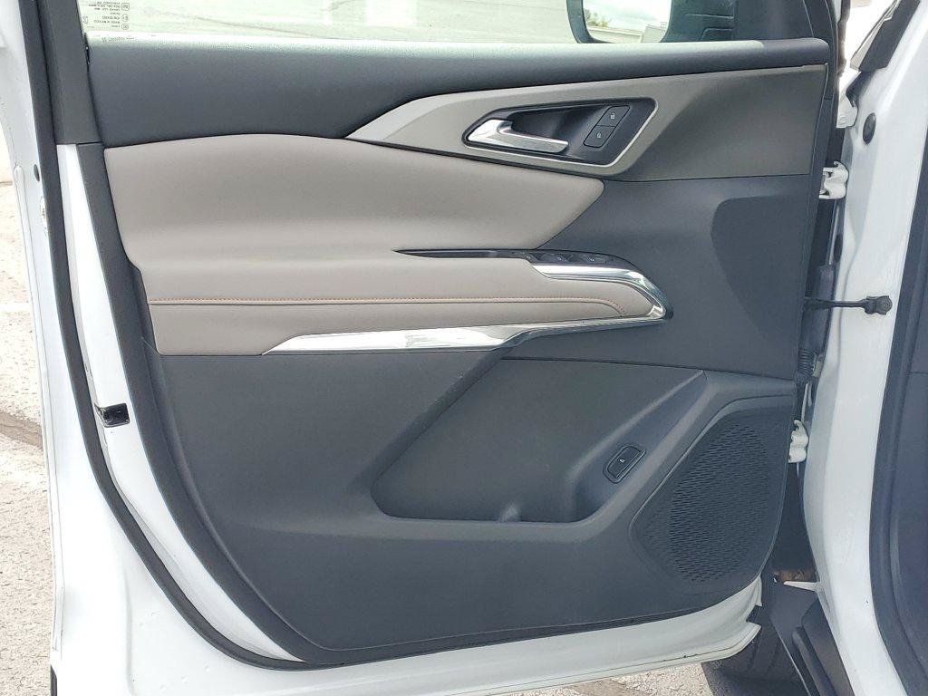 Used 2024 Chevrolet Traverse LT w/ LPO, Floor Liner Package AWD/4WD image 21