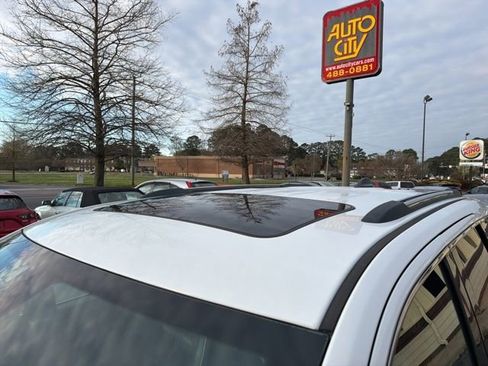 Used 2015 Jeep Grand Cherokee Limited AWD/4WD image 18