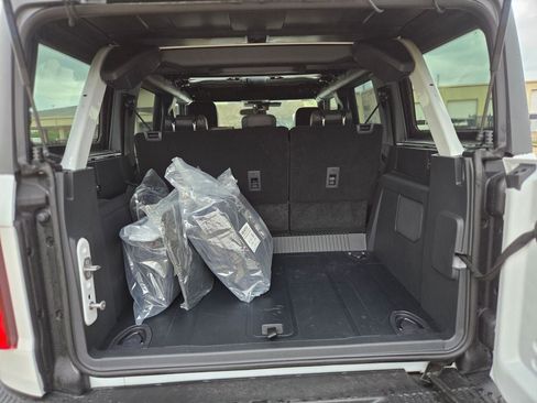 New 2026 Ford Bronco Big Bend w/ Black Diamond Package AWD/4WD image 12
