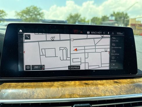 Used 2020 BMW M550i xDrive image 18