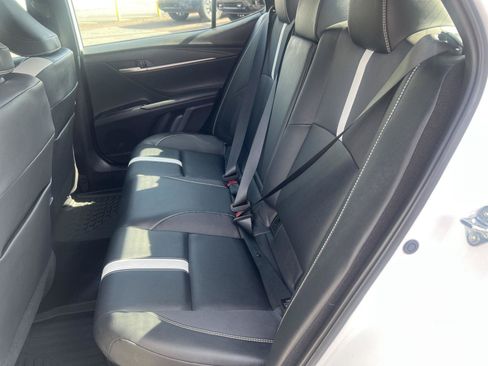 Used 2025 Toyota Camry SE FWD image 12