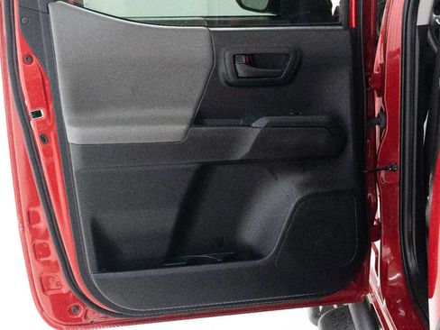 Used 2021 Toyota Tacoma SR5 image 19