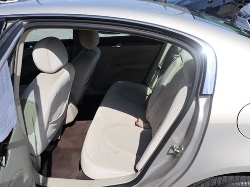 Used 2007 Buick Lucerne CX FWD image 12