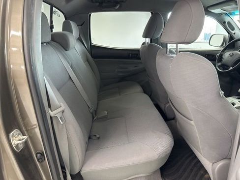 Used 2010 Toyota Tacoma 4x4 Double Cab image 25