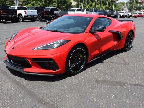 Used 2024 Chevrolet Corvette Stingray Preferred Cpe w/ Z51 Performance Package RWD image 26