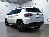 Used 2018 Jeep Compass Latitude image 3
