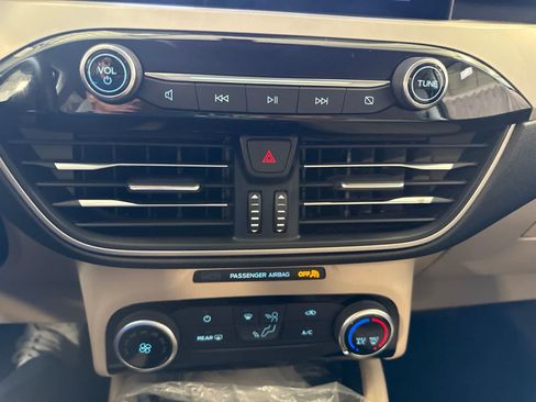Used 2021 Ford Escape SE FWD image 26