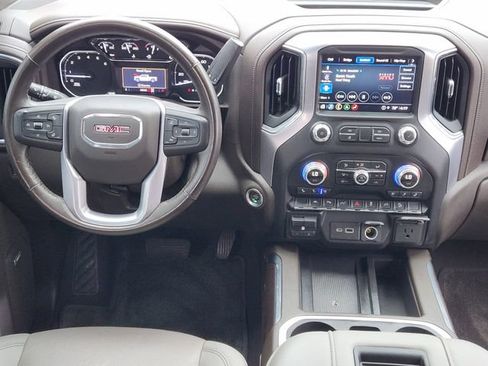 Used 2022 GMC Sierra 1500 SLT w/ SLT Premium Plus Package AWD/4WD image 27