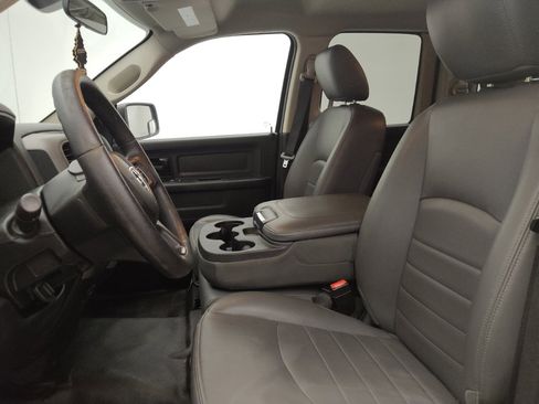 Used 2017 RAM 1500 Tradesman RWD image 17