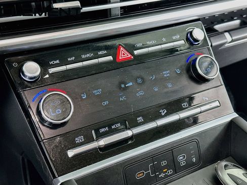 Used 2024 Hyundai Santa Fe SEL AWD/4WD image 22