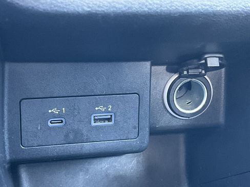 Certified 2023 Nissan Kicks SR w/ SR Premium Package image 6