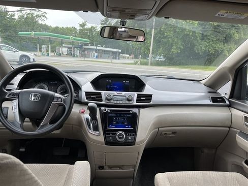 Used 2016 Honda Odyssey EX image 33